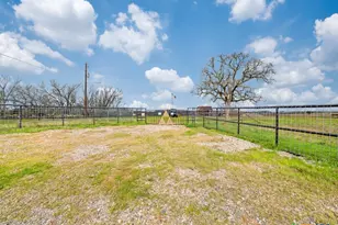 1000 Mill Creek Rd, Seguin, TX 78155 - Photo 15