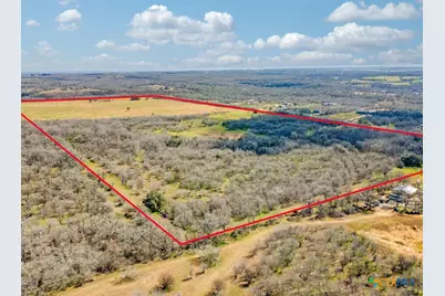 1000 Mill Creek Rd, Seguin, TX 78155 - Photo 11