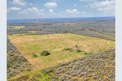 1000 Mill Creek Rd, Seguin, TX 78155 - Photo 13