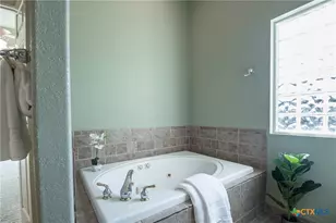 451 Winding View, New Braunfels, TX 78132 - Photo 27