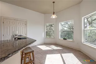451 Winding View, New Braunfels, TX 78132 - Photo 9