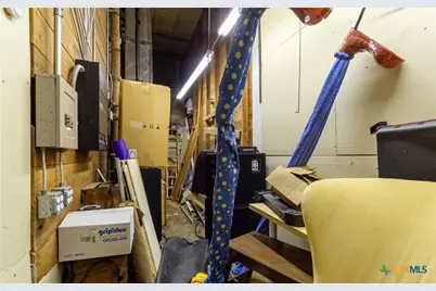 219 E Central Avenue, Belton, TX 76513 - Photo 27