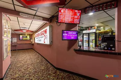 219 E Central Avenue, Belton, TX 76513 - Photo 9