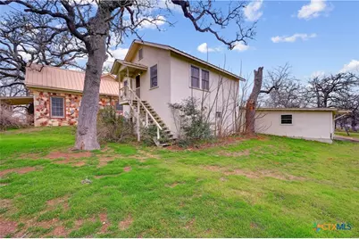 222 Myrtle Avenue, Luling, TX 78648 - Photo 39