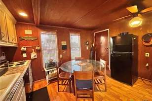 707 W Monroe Ave, Port O'Connor, TX 77982 - Photo 9