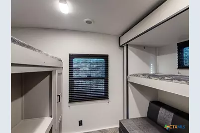 507 E Plasuela Street, Refugio, TX 78377 - Photo 15