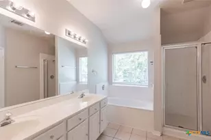 452 Raven Ridge, New Braunfels, TX 78130 - Photo 13