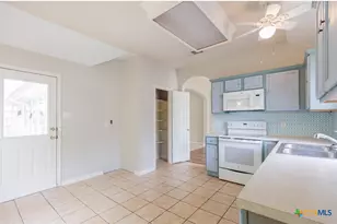 452 Raven Ridge, New Braunfels, TX 78130 - Photo 9