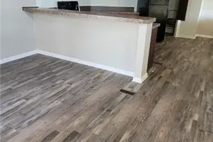 703 W Oakland Ave, Seadrift, TX 77983 - Photo 15