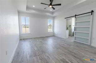 110 Lake Village Rd, Seguin, TX 78155 - Photo 19