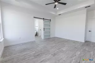 110 Lake Village Rd, Seguin, TX 78155 - Photo 21