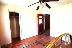 112 College Ave, Oglesby, TX 76561 - Photo 33