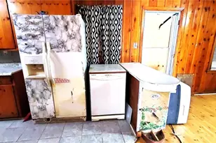 112 College Ave, Oglesby, TX 76561 - Photo 19