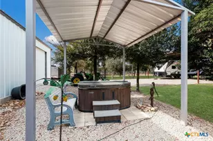 262 Gander Slough Rd, Kingsbury, TX 78638 - Photo 25