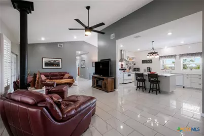 262 Gander Slough Road, Kingsbury, TX 78638 - Photo 9