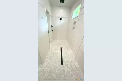 1725 Cottonwood Mesa Drive, Kempner, TX 76539 - Photo 33