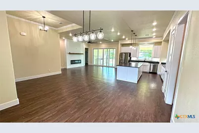 1725 Cottonwood Mesa Drive, Kempner, TX 76539 - Photo 15