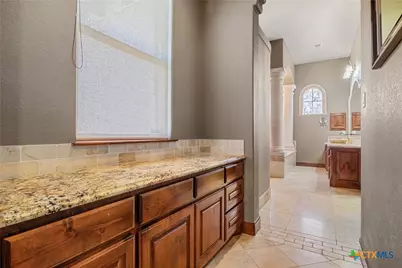 220 Gabriel Woods Drive, Georgetown, TX 78633 - Photo 17