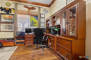 220 Gabriel Woods Dr, Georgetown, TX 78633 - Photo 23