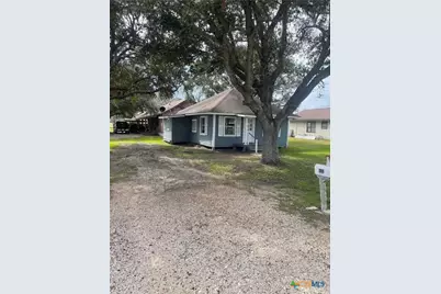 1610 South Third Street, Ganado, TX 77962 - Photo 11