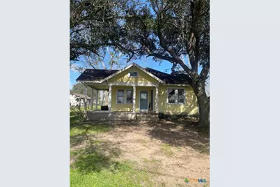 1610 South Third Street, Ganado, TX 77962 - Photo 1