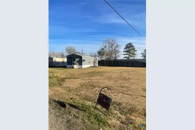 1610 South Third Street, Ganado, TX 77962 - Photo 19