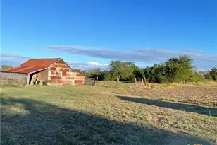 346 Cr 352, Rosebud, TX 76661 - Photo 9