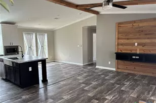 320 Fawn Dr, Spring Branch, TX 78070 - Photo 5