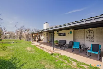 455 Suncrest Lane, Victoria, TX 77905 - Photo 5