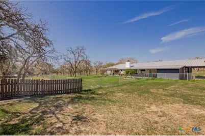 455 Suncrest Lane, Victoria, TX 77905 - Photo 19