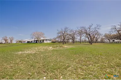 455 Suncrest Lane, Victoria, TX 77905 - Photo 11
