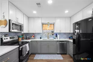 455 Suncrest Ln, Victoria, TX 77905 - Photo 29