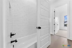 1202 Fairfax Dr, Temple, TX 76502 - Photo 9