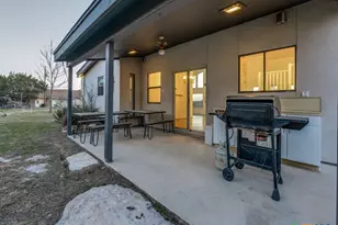 837 Military Dr, Canyon Lake, TX 78133 - Photo 27