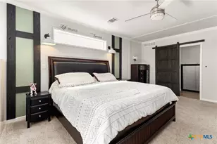 154 Sunrise Dr, Kyle, TX 78640 - Photo 23