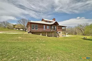 398 Redbird Ln, Kingsbury, TX 78638 - Photo 31