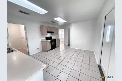 236 Alves Lane, New Braunfels, TX 78130 - Photo 5