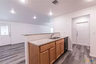 704 Kimble Dr, Temple, TX 76501 - Photo 5