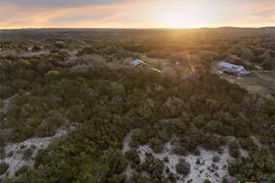 3003 Old Red Ranch Rd, Dripping Springs, TX 78620 - Photo 13