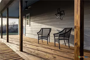 917 Co Rd 664, Devine, TX 78016 - Photo 35