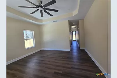 410 W Trinity Street, Luling, TX 78648 - Photo 3