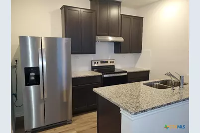 559 Dakota Creek, New Braunfels, TX 78130 - Photo 9