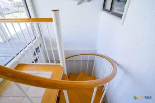 107 W Taylor Ave, Port O'Connor, TX 77982 - Photo 33