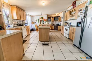 1758 Ilka Switch, Seguin, TX 78155 - Photo 9