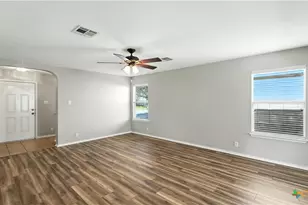 2137 Dorman Dr, New Braunfels, TX 78130 - Photo 5