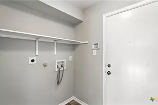 2137 Dorman Dr, New Braunfels, TX 78130 - Photo 17