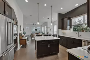 605 Creekside Cmn, New Braunfels, TX 78130 - Photo 21