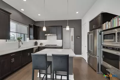 605 Creekside Common, New Braunfels, TX 78130 - Photo 17