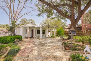 102-110 N Courthouse Square, Goliad, TX 77963 - Photo 41