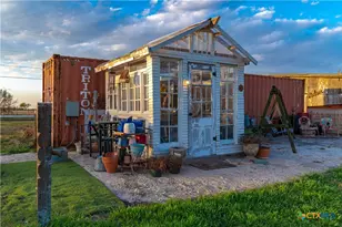 7150 Linne Rd, Seguin, TX 78155 - Photo 37